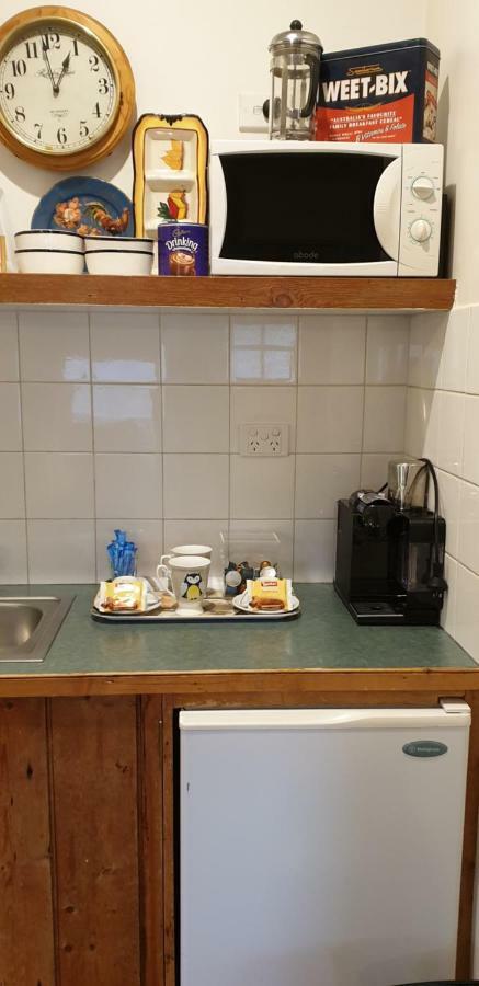 Astley Cottage Дейлсфорд Екстериор снимка